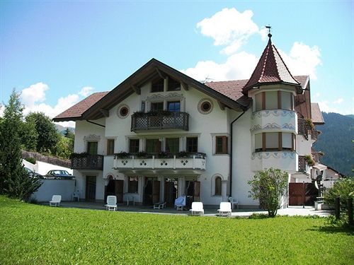 Turmhotel Gschwendt Planca di Sopra Exteriör bild
